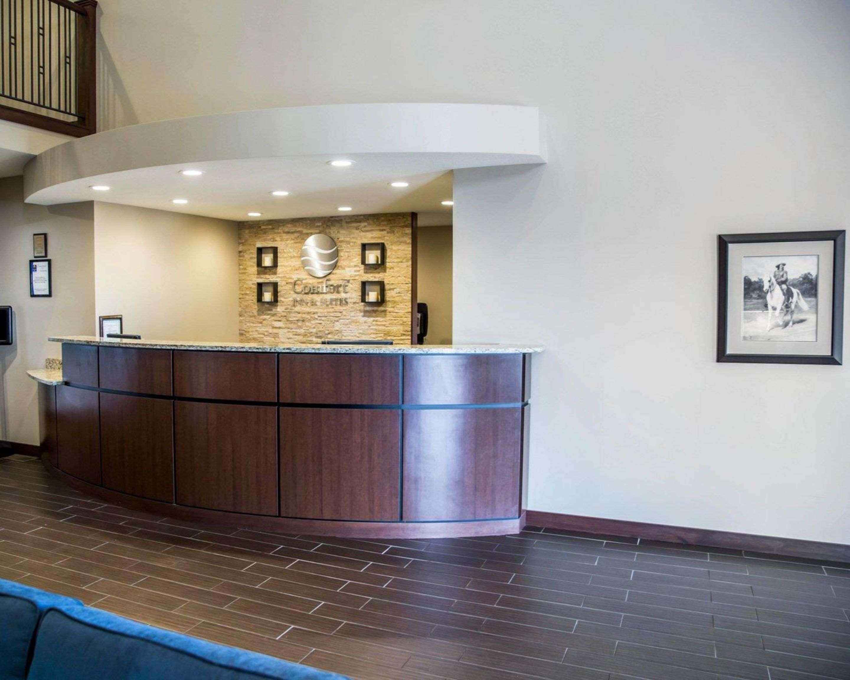 Comfort Inn & Suites Riverview Near Davenport And I-80 Le Claire Εξωτερικό φωτογραφία