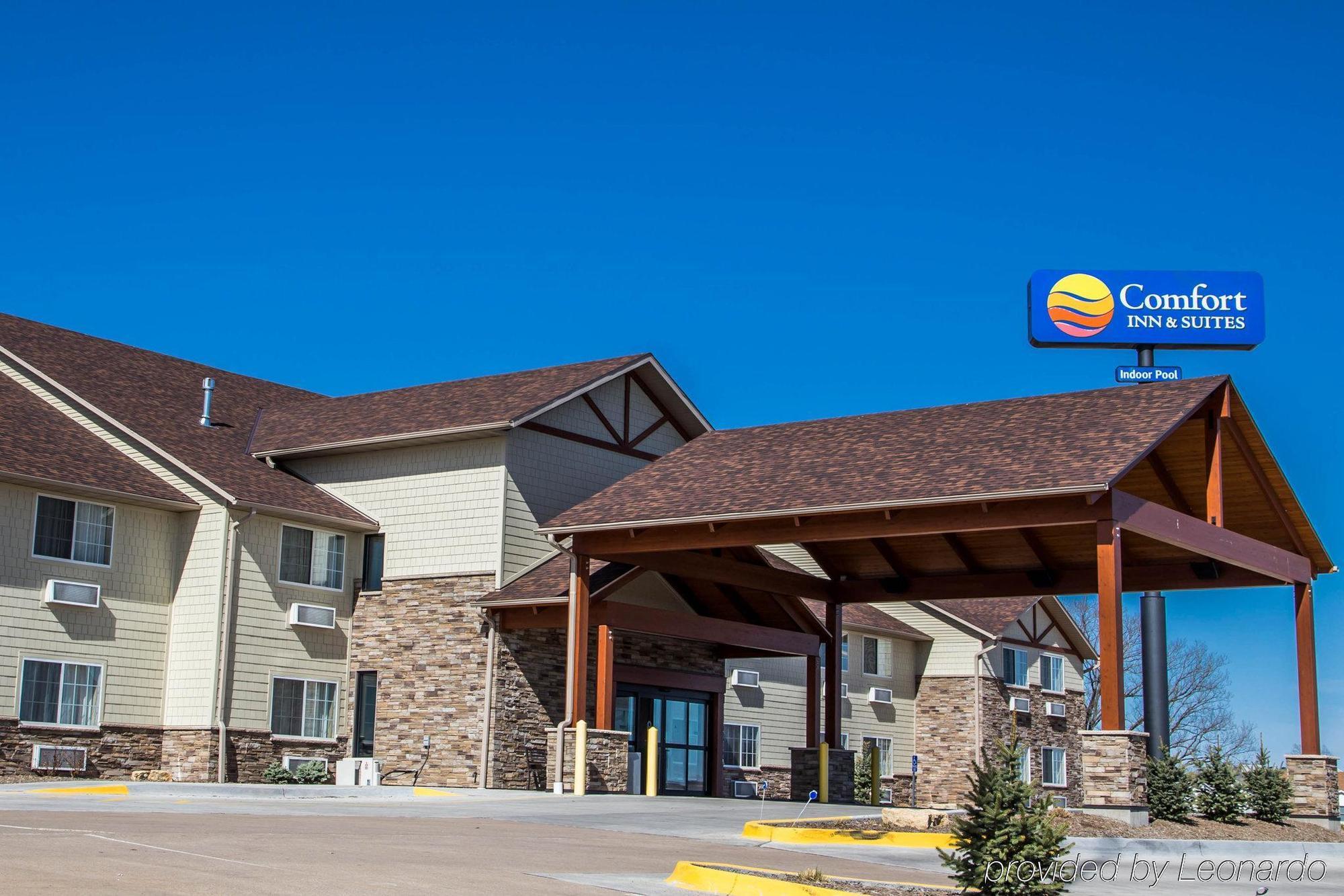 Comfort Inn & Suites Riverview Near Davenport And I-80 Le Claire Εξωτερικό φωτογραφία