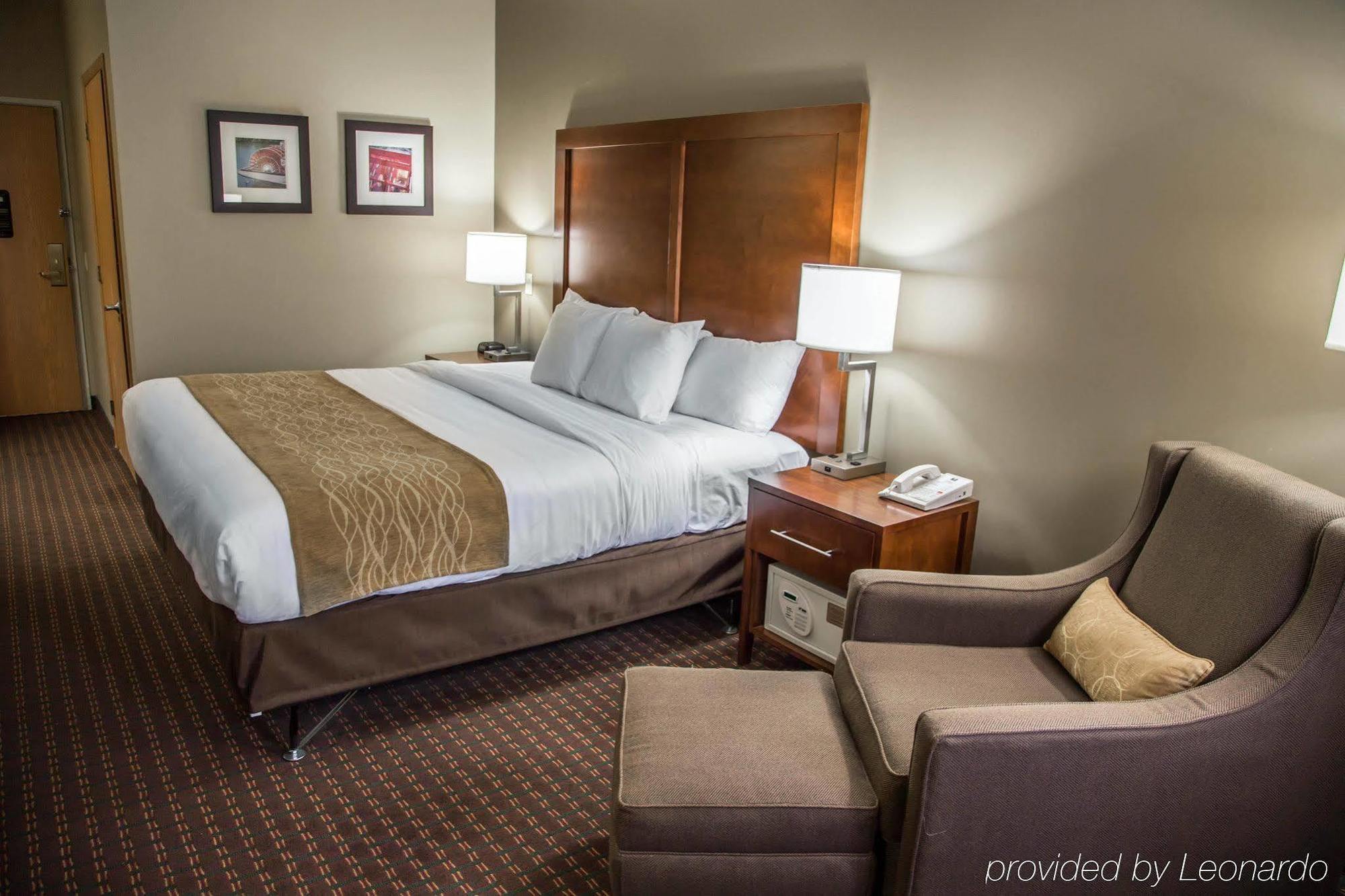 Comfort Inn & Suites Riverview Near Davenport And I-80 Le Claire Εξωτερικό φωτογραφία