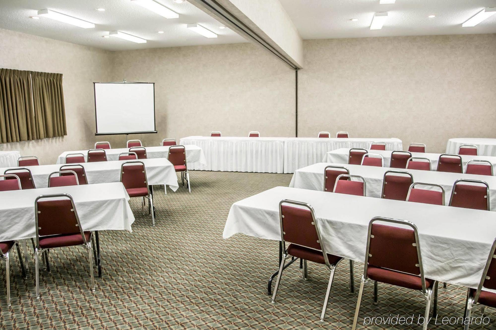 Comfort Inn & Suites Riverview Near Davenport And I-80 Le Claire Εξωτερικό φωτογραφία